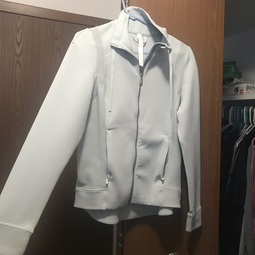 Lululemon Breathable Zip Up Jacket